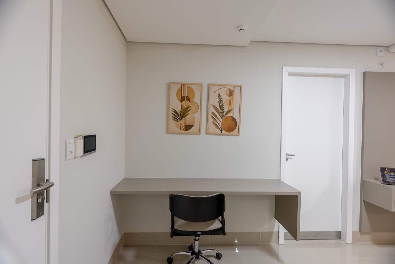 Acomodações do MR Hotel